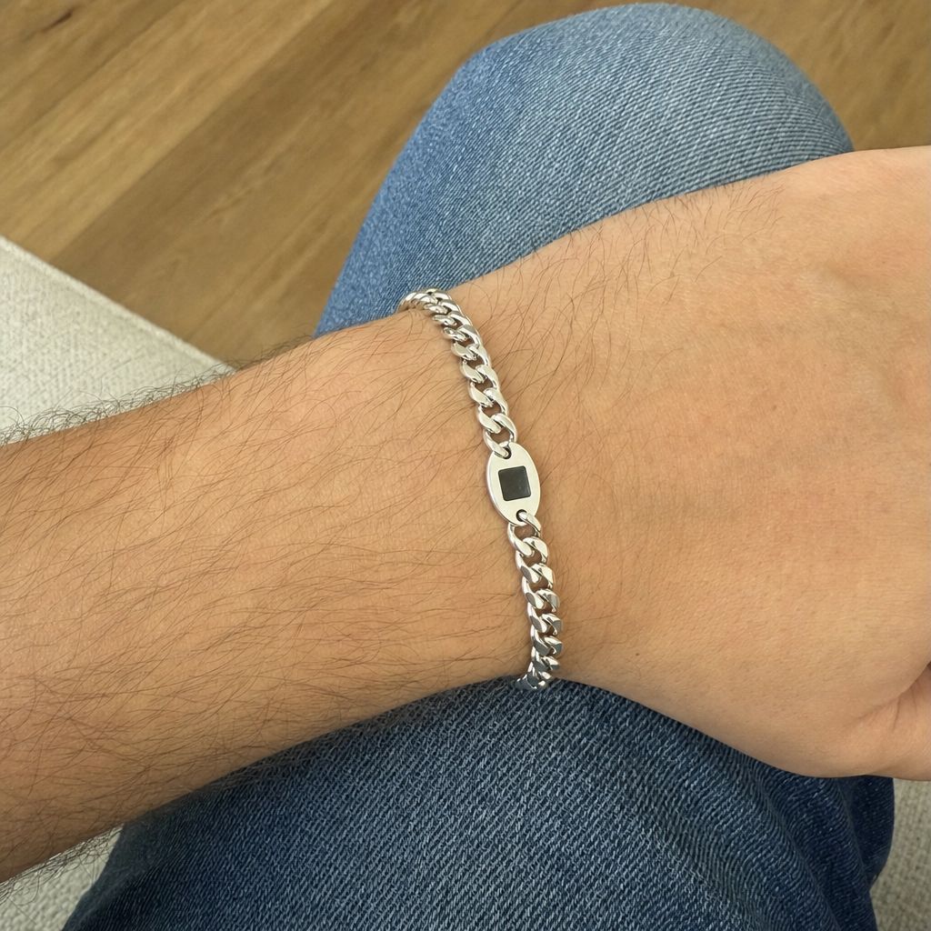 Customer wearing Zayyan jewelry